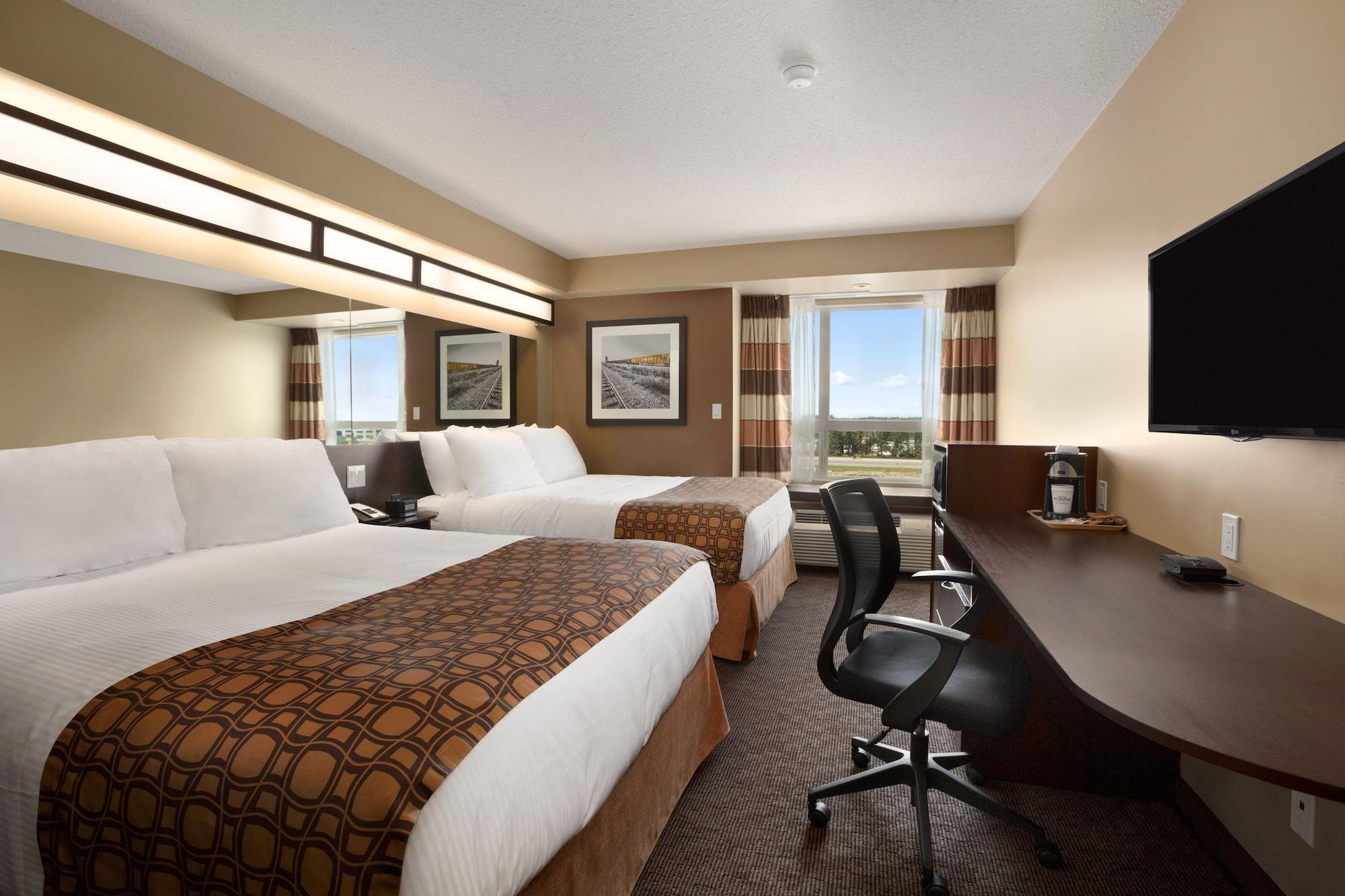Microtel Inn & Suites By Wyndham Whitecourt Exteriör bild