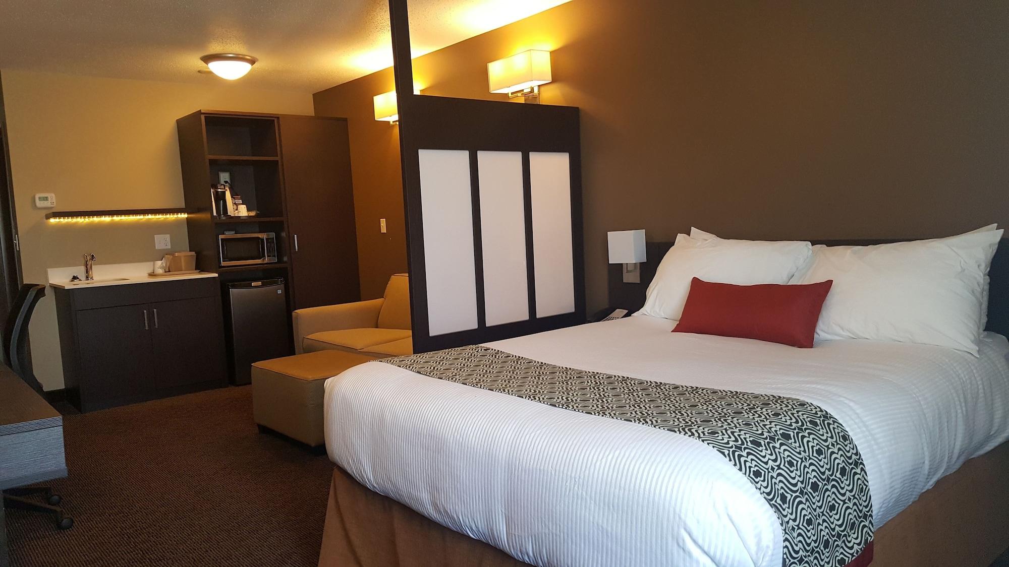 Microtel Inn & Suites By Wyndham Whitecourt Exteriör bild